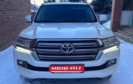 Toyota Land Cruiser 200, 2019 год, 9 500 000 рублей, 14 фотография