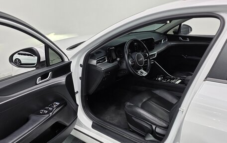 KIA K5, 2022 год, 1 800 000 рублей, 10 фотография