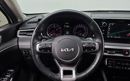 KIA K5, 2022 год, 1 800 000 рублей, 12 фотография