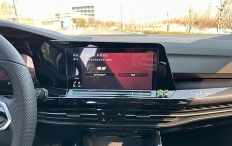 Volkswagen Golf VIII, 2022 год, 1 820 333 рублей, 6 фотография