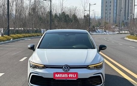 Volkswagen Golf VIII, 2022 год, 1 820 333 рублей, 2 фотография