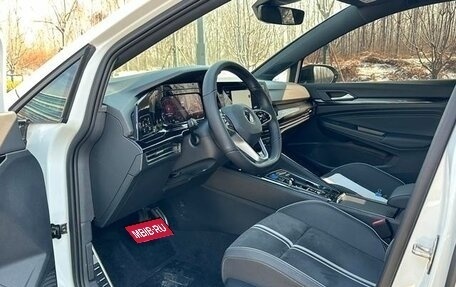 Volkswagen Golf VIII, 2022 год, 1 820 333 рублей, 8 фотография