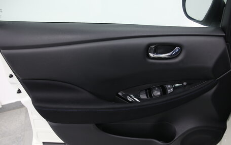 Nissan Leaf II, 2019 год, 2 190 000 рублей, 5 фотография