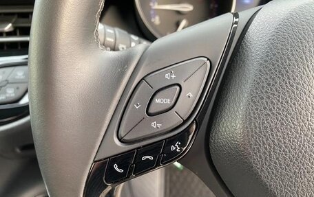 Toyota C-HR I рестайлинг, 2017 год, 1 450 000 рублей, 6 фотография