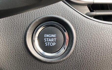 Toyota C-HR I рестайлинг, 2017 год, 1 450 000 рублей, 11 фотография