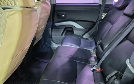 Mitsubishi Outlander III рестайлинг 3, 2011 год, 1 136 000 рублей, 15 фотография