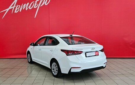 Hyundai Solaris II рестайлинг, 2018 год, 1 100 000 рублей, 3 фотография