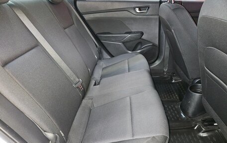 Hyundai Solaris II рестайлинг, 2018 год, 1 100 000 рублей, 13 фотография