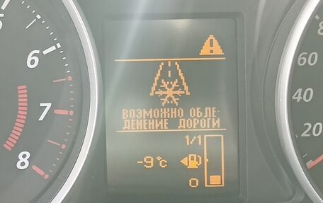 Mitsubishi Outlander III рестайлинг 3, 2010 год, 1 200 000 рублей, 14 фотография