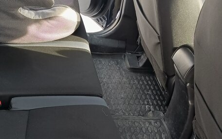 Mitsubishi Outlander III рестайлинг 3, 2010 год, 1 200 000 рублей, 20 фотография