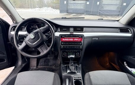 Skoda Superb III рестайлинг, 2011 год, 950 000 рублей, 9 фотография