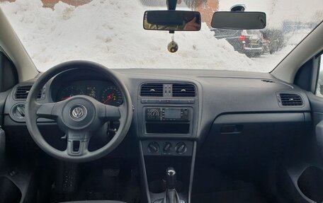 Volkswagen Polo VI (EU Market), 2015 год, 730 000 рублей, 6 фотография