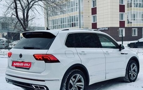 Volkswagen Tiguan II, 2022 год, 2 975 000 рублей, 3 фотография