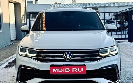 Volkswagen Tiguan II, 2022 год, 2 975 000 рублей, 6 фотография