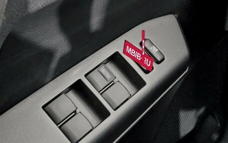 Toyota RAV4, 2015 год, 1 620 000 рублей, 10 фотография