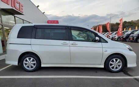 Toyota ISis I, 2015 год, 950 001 рублей, 4 фотография