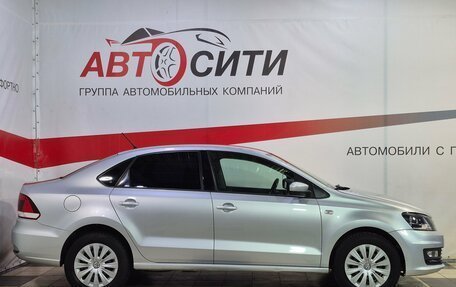 Volkswagen Polo VI (EU Market), 2015 год, 1 055 000 рублей, 8 фотография