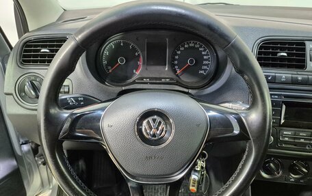 Volkswagen Polo VI (EU Market), 2015 год, 1 055 000 рублей, 11 фотография