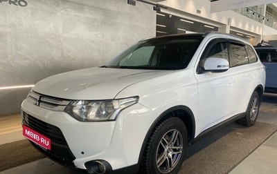 Mitsubishi Outlander III рестайлинг 3, 2014 год, 1 449 000 рублей, 1 фотография