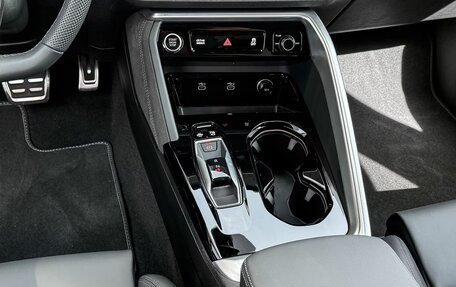 Audi Q5, 2025 год, 6 300 000 рублей, 12 фотография