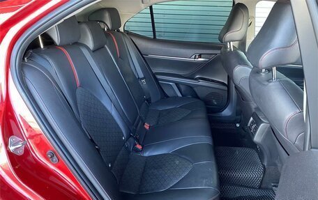 Toyota Camry, 2021 год, 3 300 000 рублей, 13 фотография