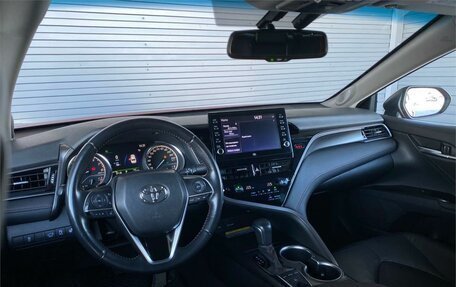 Toyota Camry, 2021 год, 3 300 000 рублей, 16 фотография