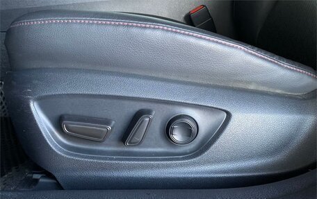 Toyota Camry, 2021 год, 3 300 000 рублей, 28 фотография