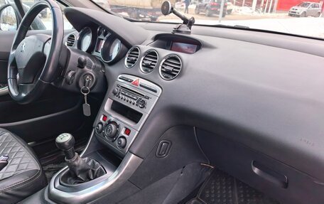 Peugeot 308 II, 2011 год, 350 000 рублей, 14 фотография