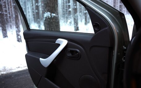 Renault Logan I, 2013 год, 450 000 рублей, 4 фотография