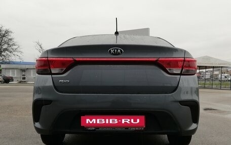 KIA Rio IV, 2018 год, 1 559 000 рублей, 6 фотография