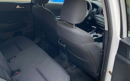 KIA Sportage IV рестайлинг, 2016 год, 1 780 000 рублей, 21 фотография