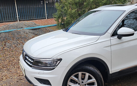 Volkswagen Tiguan II, 2019 год, 2 550 000 рублей, 3 фотография