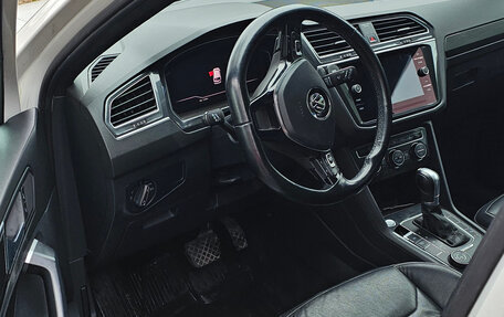 Volkswagen Tiguan II, 2019 год, 2 550 000 рублей, 7 фотография