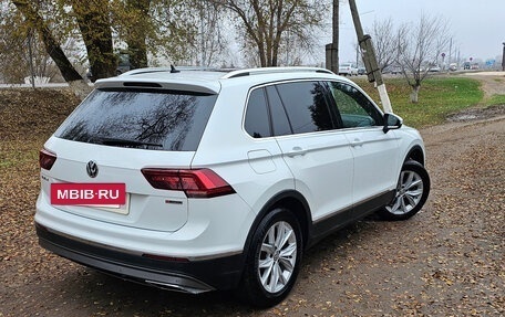 Volkswagen Tiguan II, 2019 год, 2 550 000 рублей, 11 фотография
