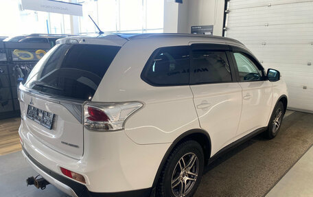 Mitsubishi Outlander III рестайлинг 3, 2014 год, 1 449 000 рублей, 4 фотография