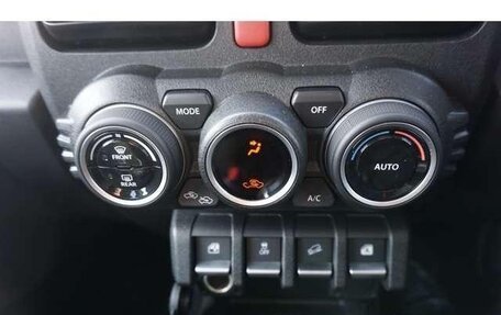 Suzuki Jimny, 2025 год, 2 400 000 рублей, 13 фотография