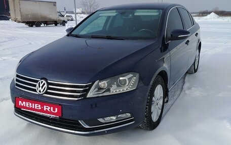 Volkswagen Passat B7, 2012 год, 1 185 000 рублей, 3 фотография