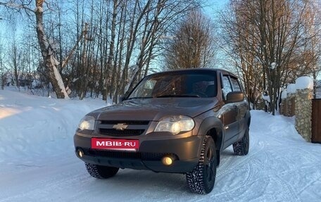 Chevrolet Niva I рестайлинг, 2013 год, 655 000 рублей, 6 фотография