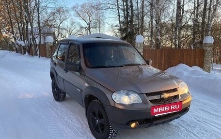 Chevrolet Niva I рестайлинг, 2013 год, 655 000 рублей, 3 фотография