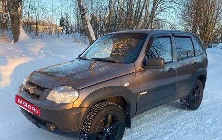 Chevrolet Niva I рестайлинг, 2013 год, 655 000 рублей, 5 фотография
