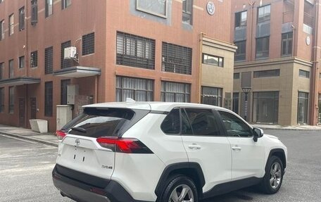 Toyota RAV4, 2023 год, 3 500 333 рублей, 5 фотография