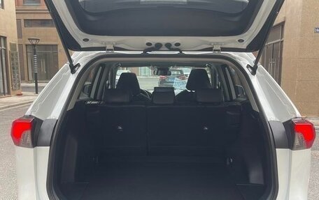 Toyota RAV4, 2023 год, 3 500 333 рублей, 11 фотография