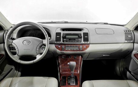 Toyota Camry V40, 2004 год, 770 000 рублей, 5 фотография