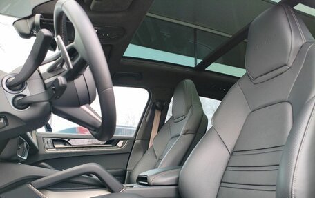 Porsche Cayenne, 2025 год, 31 030 000 рублей, 12 фотография