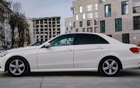 Mercedes-Benz E-Класс, 2013 год, 2 300 000 рублей, 8 фотография