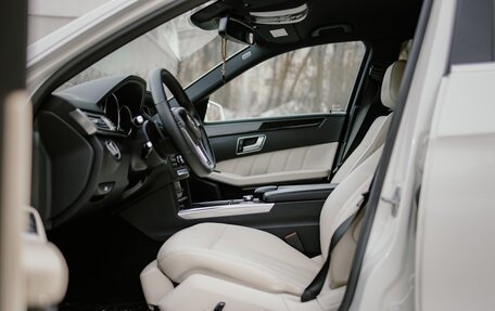 Mercedes-Benz E-Класс, 2013 год, 2 300 000 рублей, 16 фотография