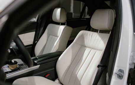 Mercedes-Benz E-Класс, 2013 год, 2 300 000 рублей, 30 фотография