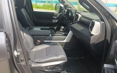 Toyota Sequoia, 2024 год, 11 800 000 рублей, 18 фотография