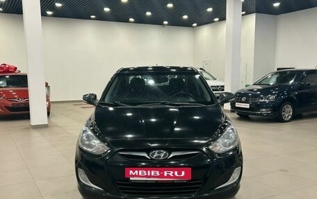 Hyundai Solaris II рестайлинг, 2012 год, 800 000 рублей, 2 фотография