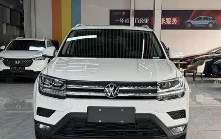 Volkswagen Tharu, 2022 год, 1 780 000 рублей, 2 фотография